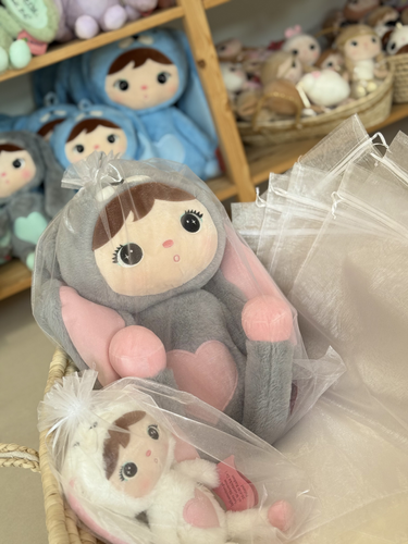 Biały woreczek prezentowy z organzy – rozmiar M (30 × 40 cm)